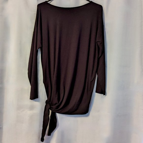 EUC Isabella Oliver Long Sleeve Tie-Front Maternity Shirt (Black) - Picture 2 of 12